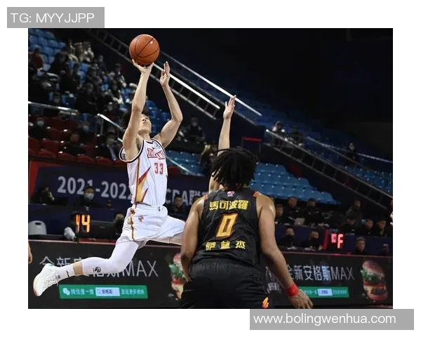 深圳篮球队荣登篮球团队协作排行榜第十名展现出色团队精神与默契配合